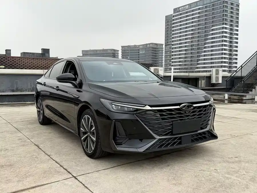 Chery Arrizo 8