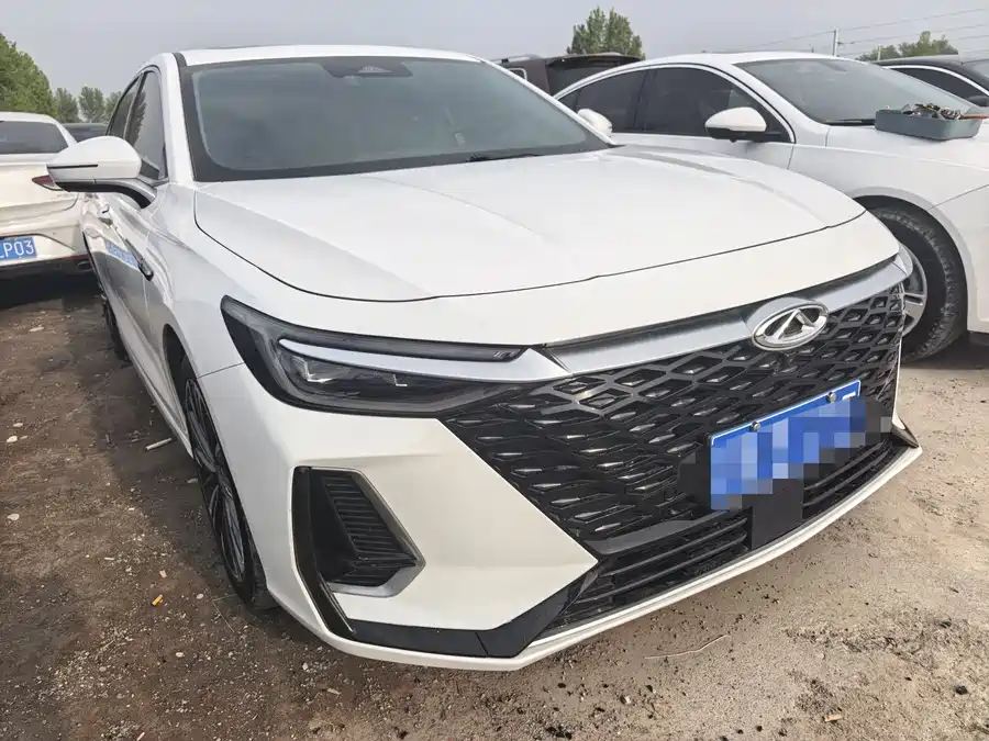 Chery Arrizo 8