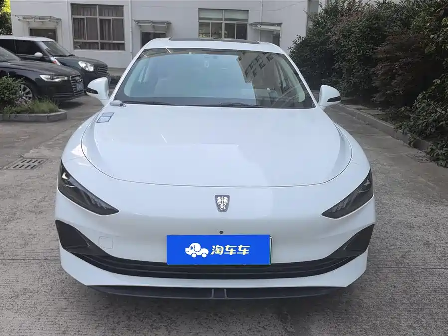 Roewe D7