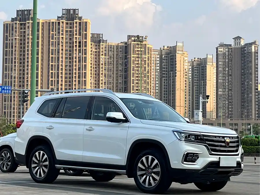 Roewe RX8