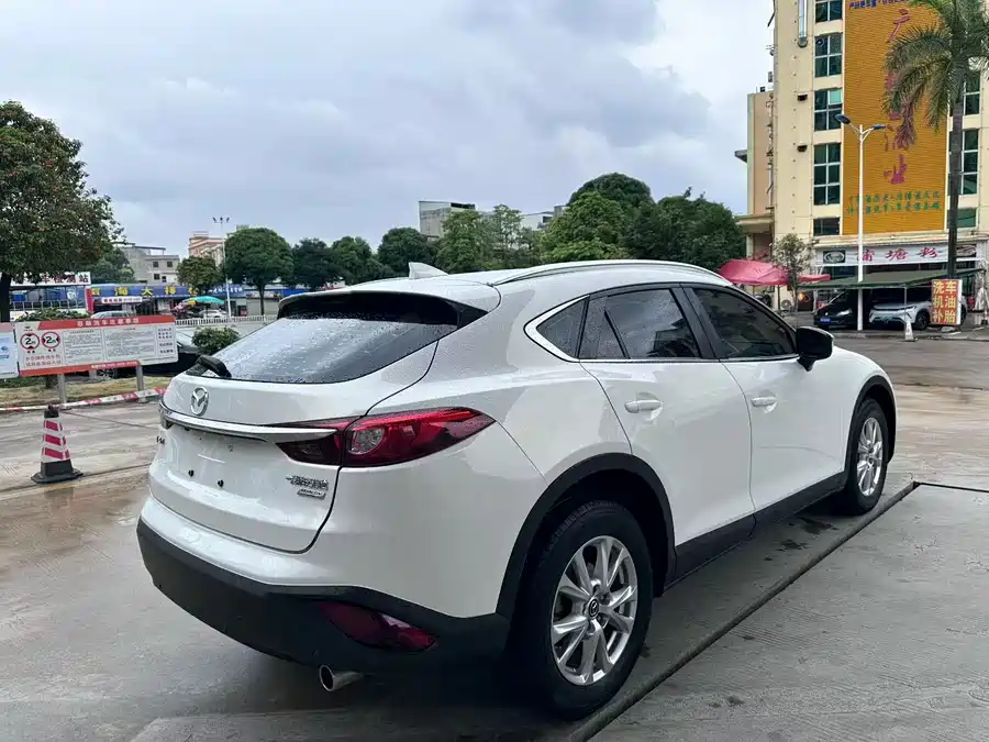 Mazda CX-4