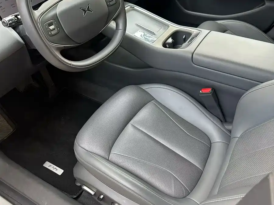 Xpeng P7
