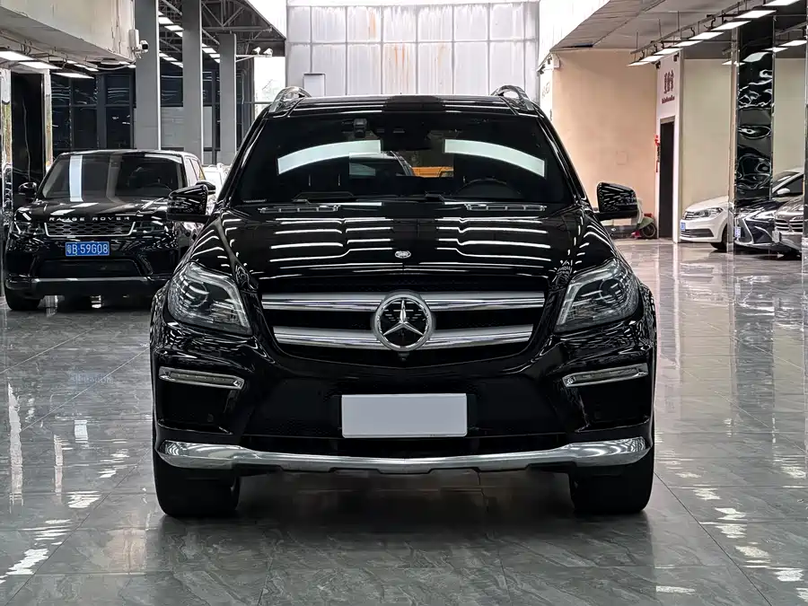 Mercedes Benz GL-Class