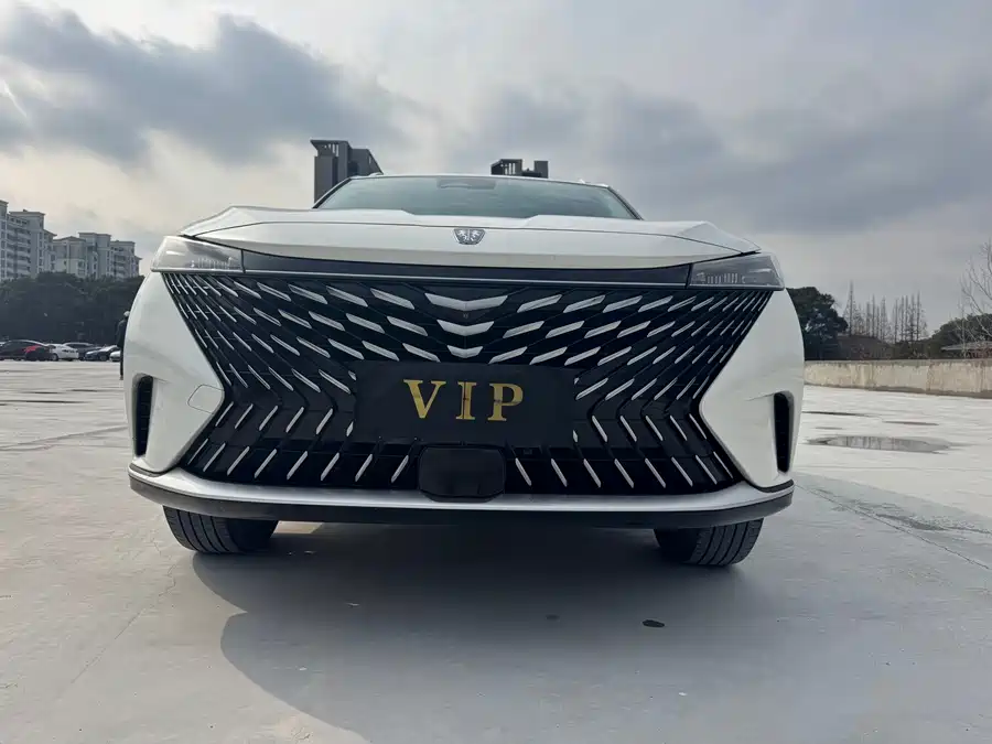 Roewe RX5