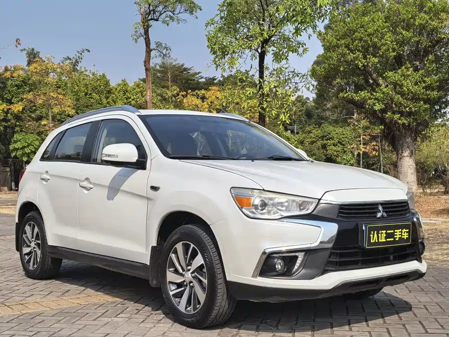 Mitsubishi ASX