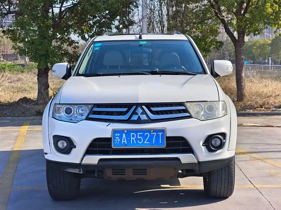 Mitsubishi Pajero Sport