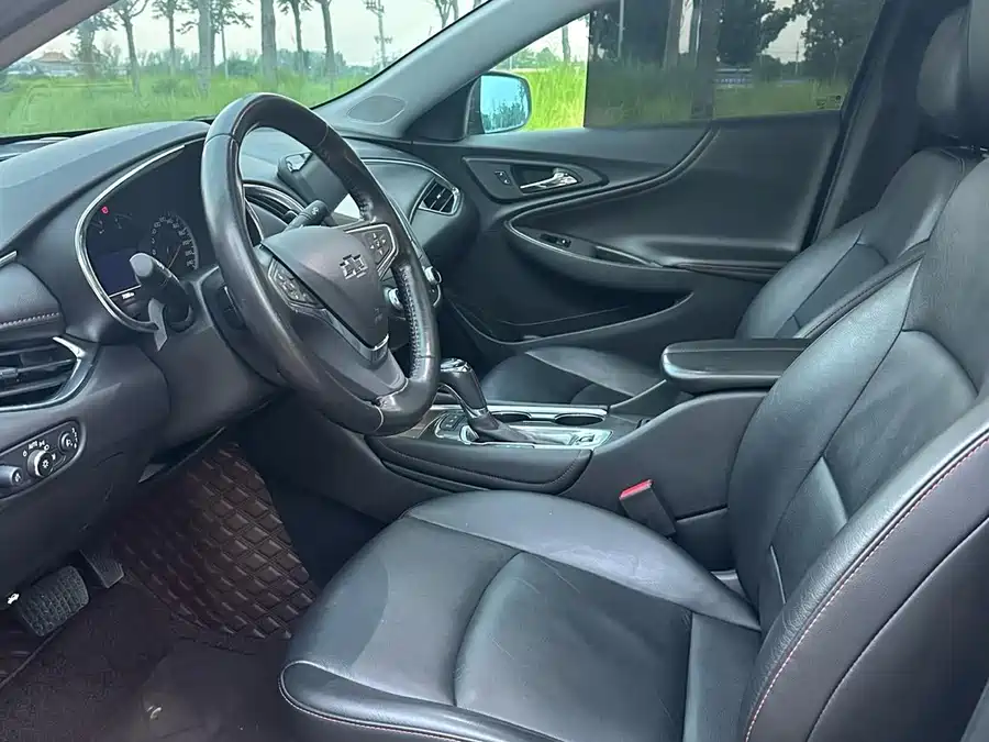 Chevrolet Malibu XL