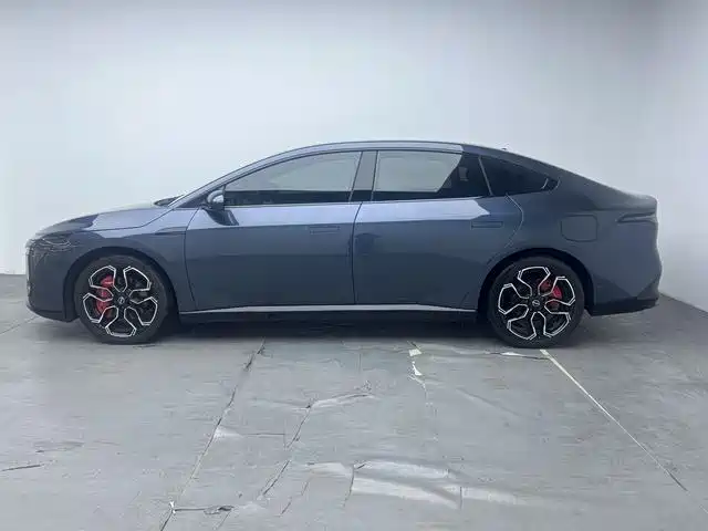 Nissan N7