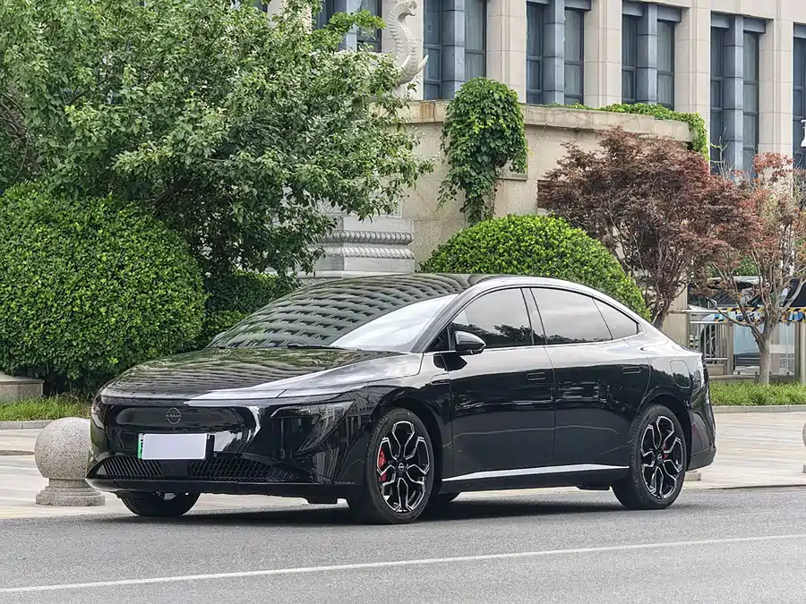 Nissan N7