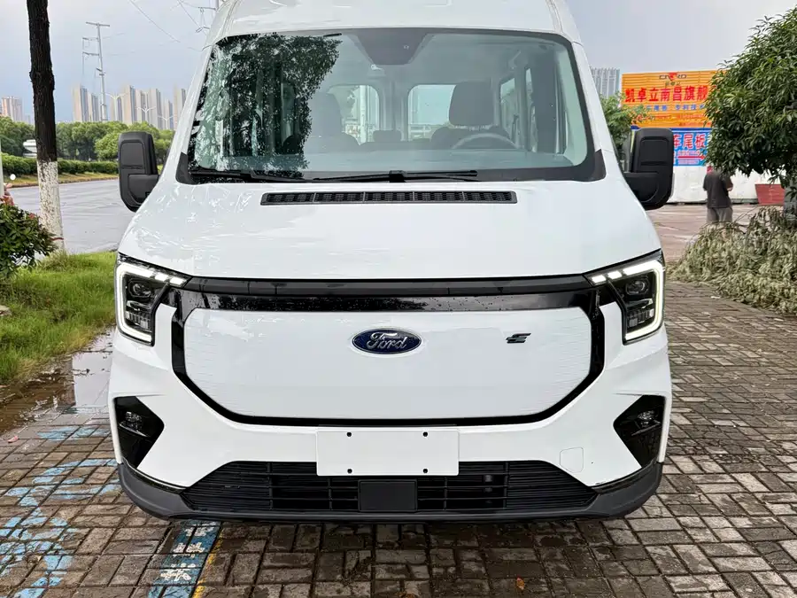 Ford E Transit