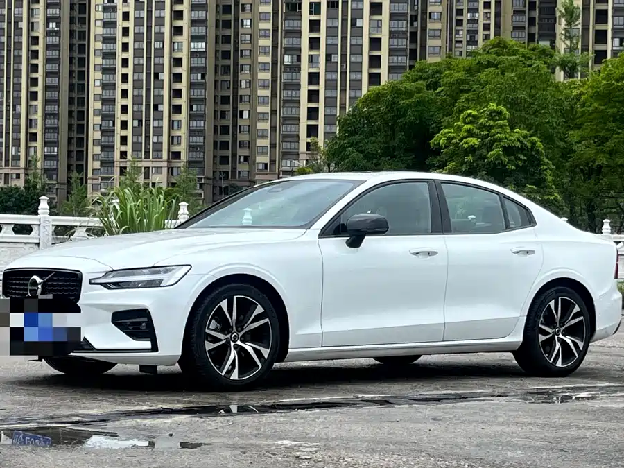 Volvo S60