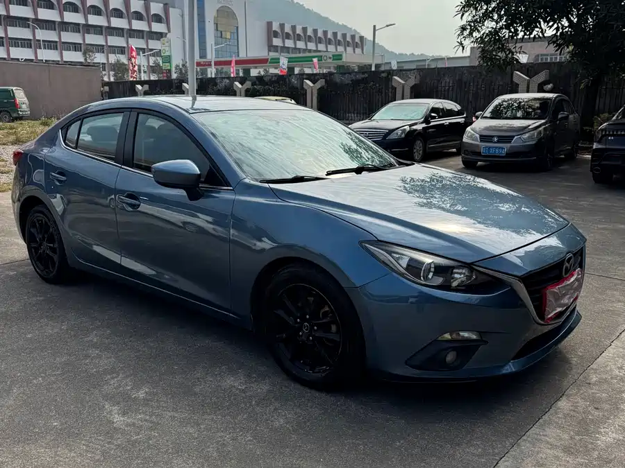 Mazda 3