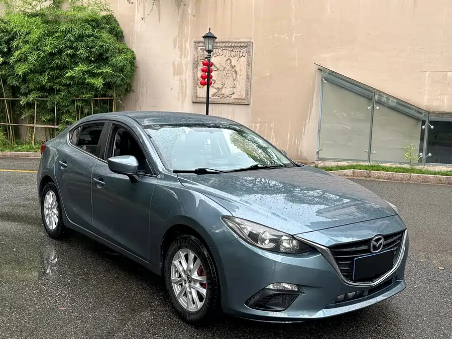Mazda 3