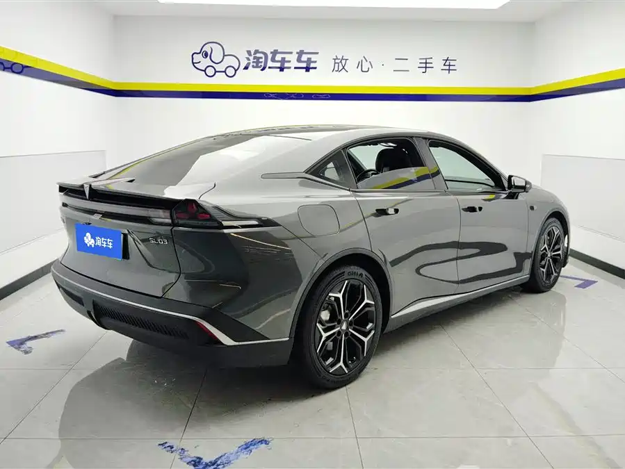 Deepal dark blue SL03