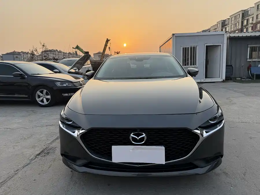 Mazda 3