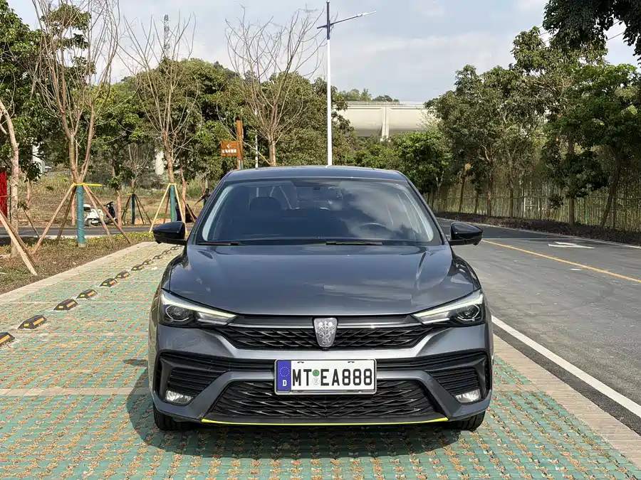 Roewe i5