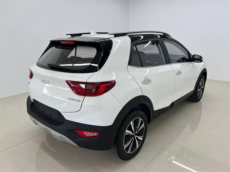 Kia Yipao