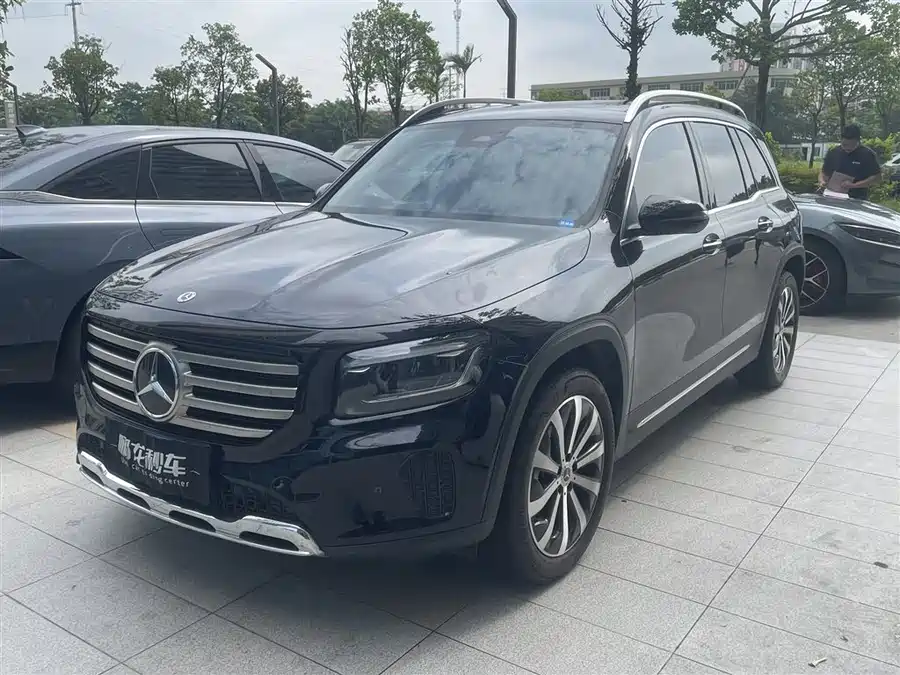 Mercedes Benz GLB