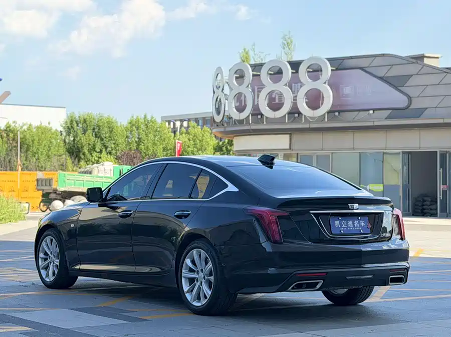 Cadillac CT5
