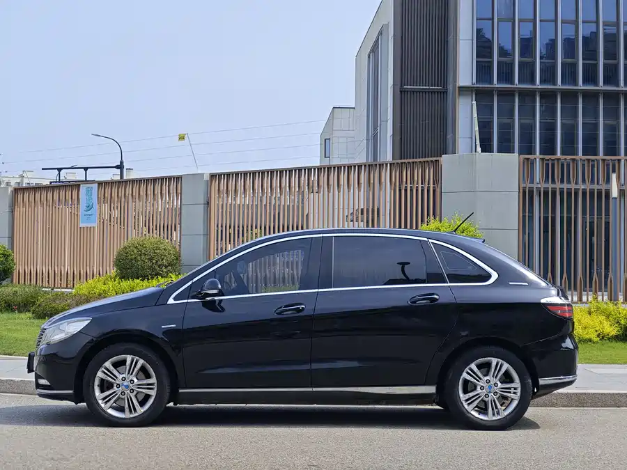BYD 