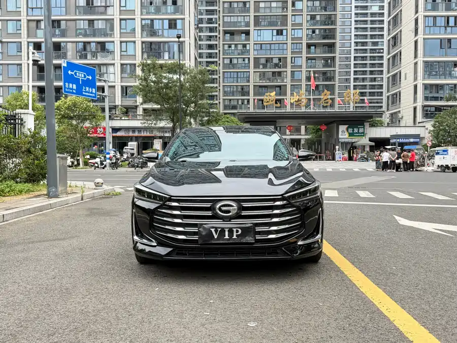 GAC Trumpchi GA8