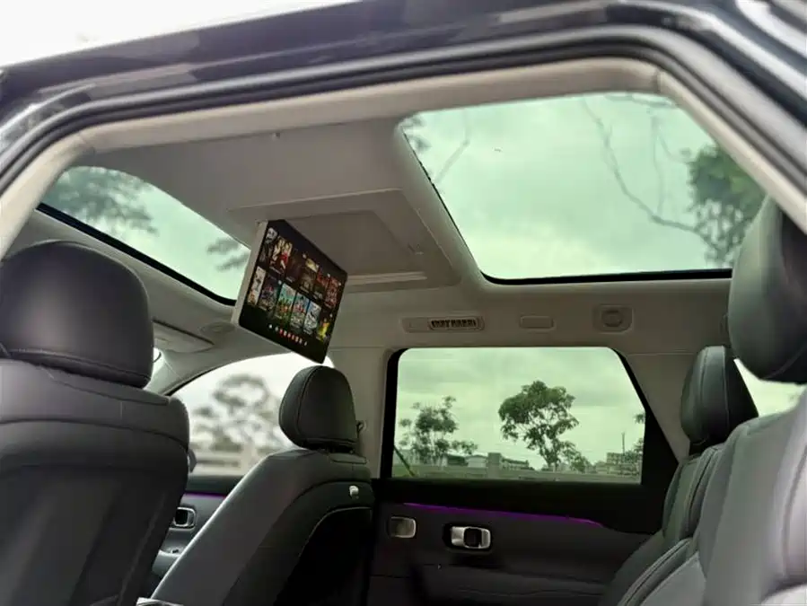 Leapmotor C16