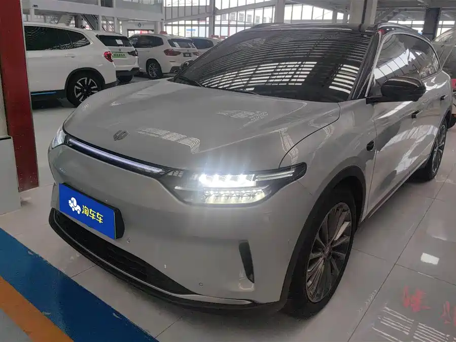 Leapmotor C11