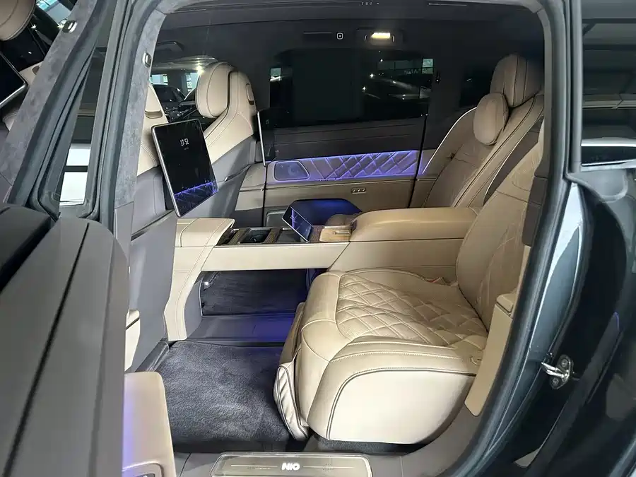 NIO ET9