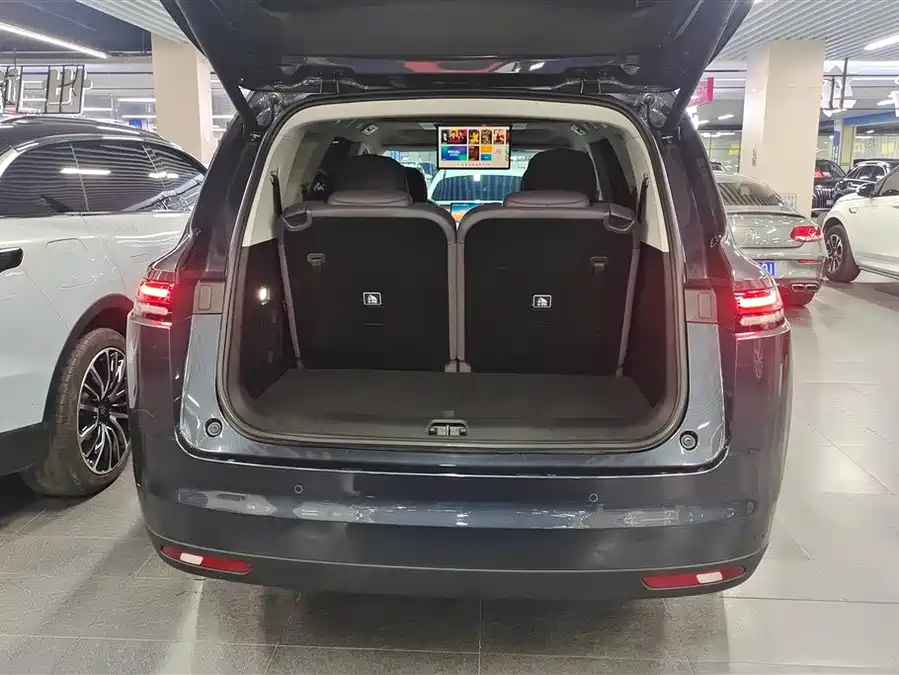 Leapmotor C16