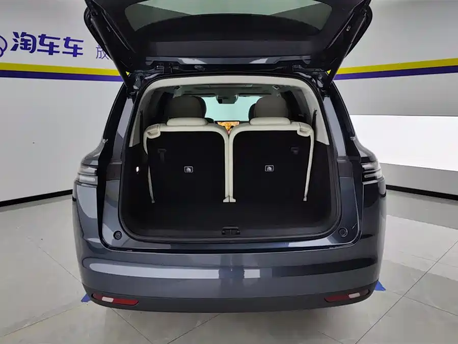 Leapmotor C16