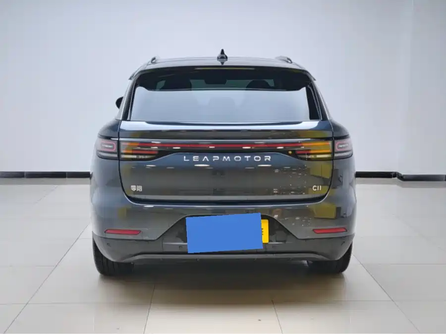 Leapmotor C11