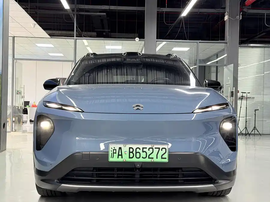 NIO ES7