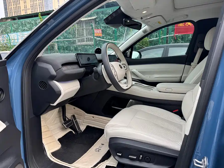 NIO ES7