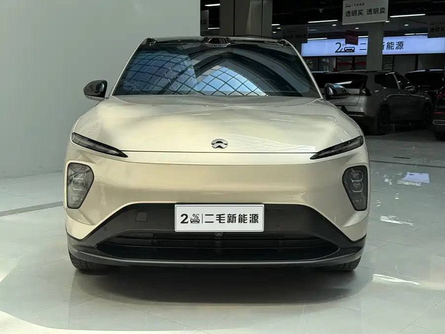 NIO EC7