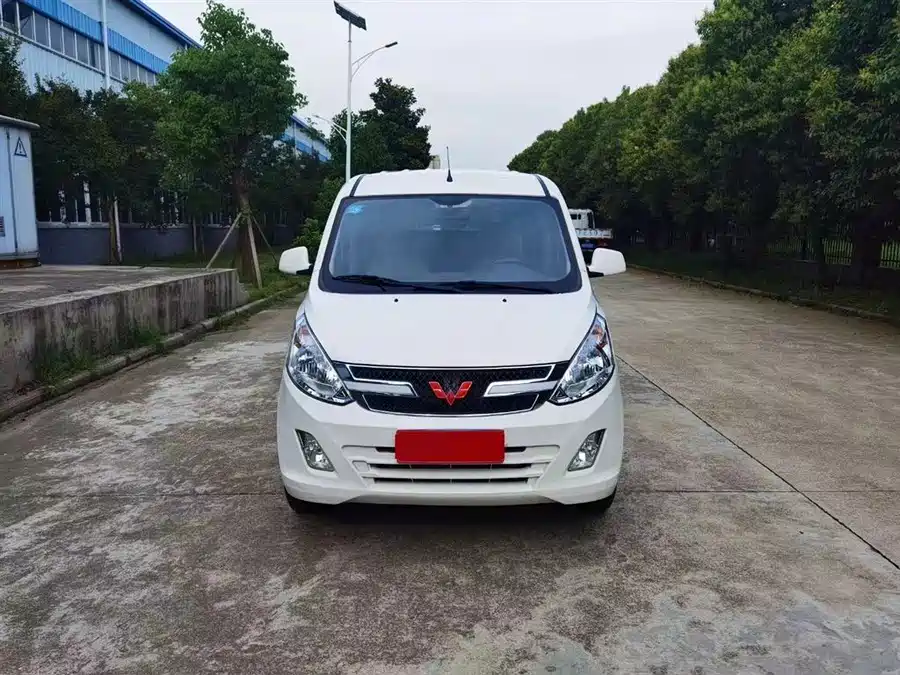 Wuling Rongguang V