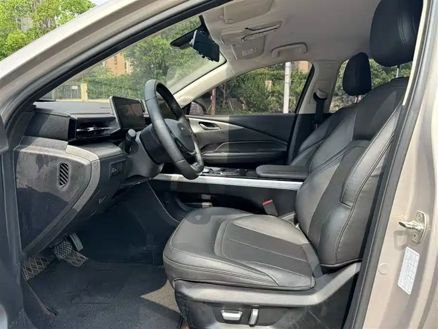 Wuling Starlight