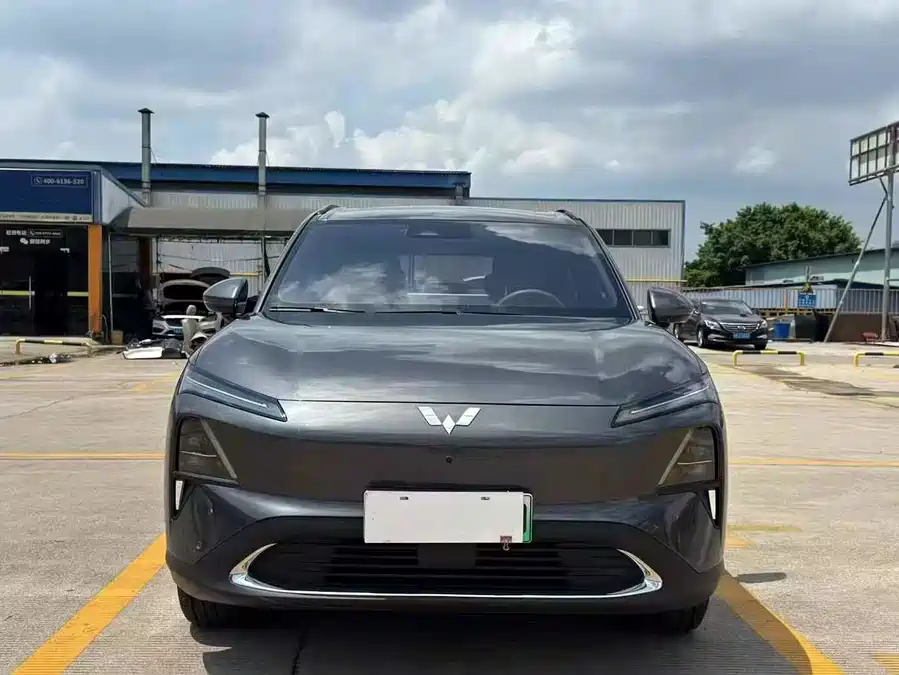 Wuling Starlight S