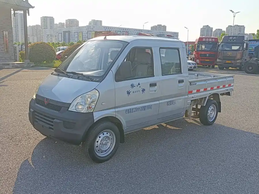 Wuling Rongguang light truck