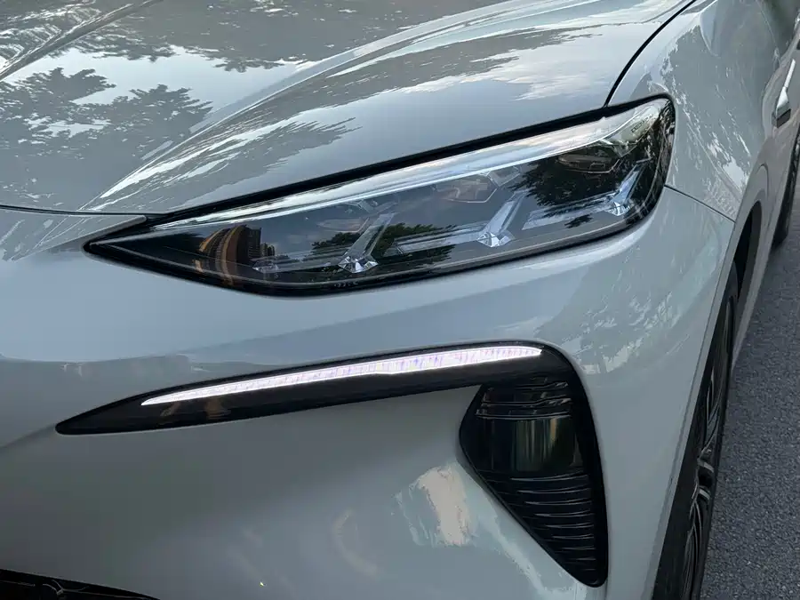 BYD N7