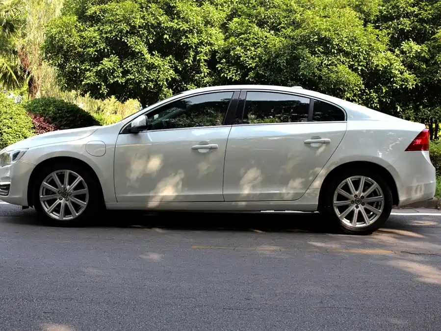 Volvo S60 plug-in hybrid