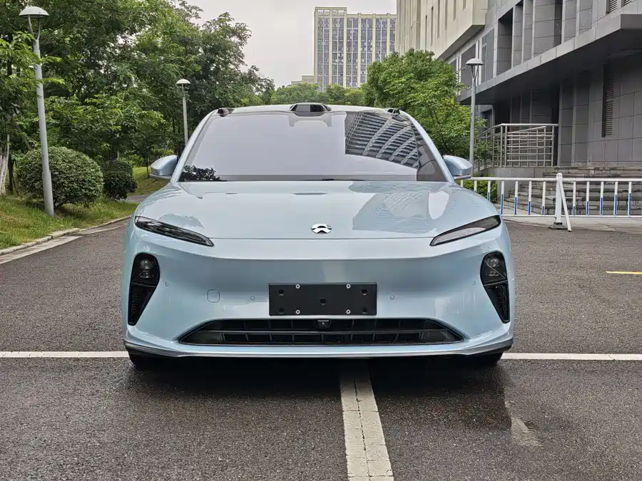 NIO ET5T