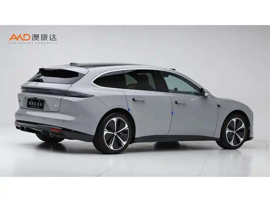 NIO ET5T