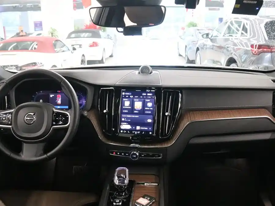 Volvo XC60 Plug-in Hybrid