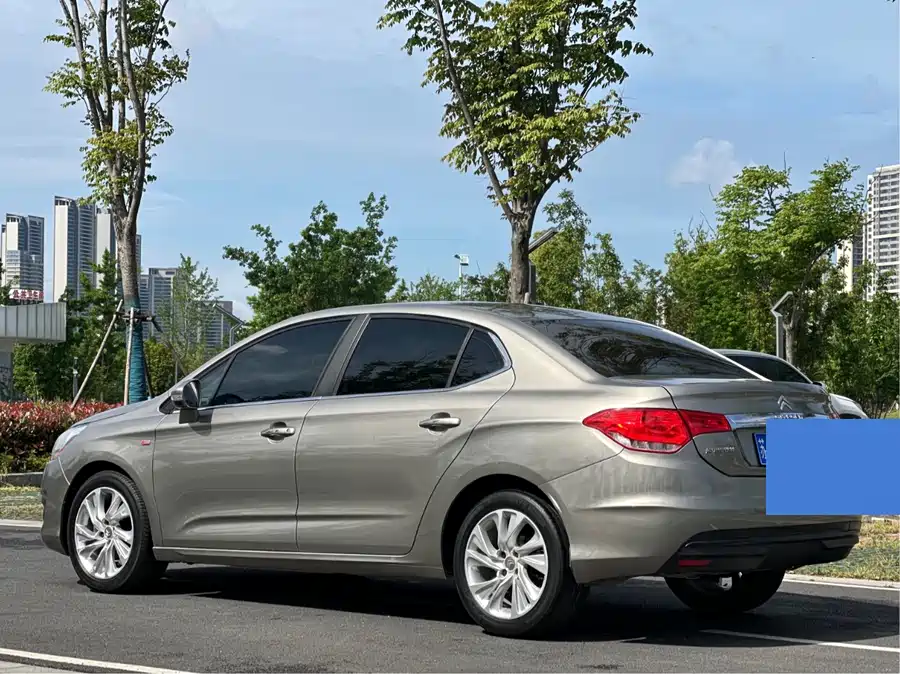 Citroën C4L