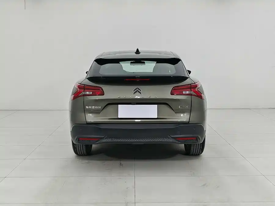 Citroën Versailles C5 X