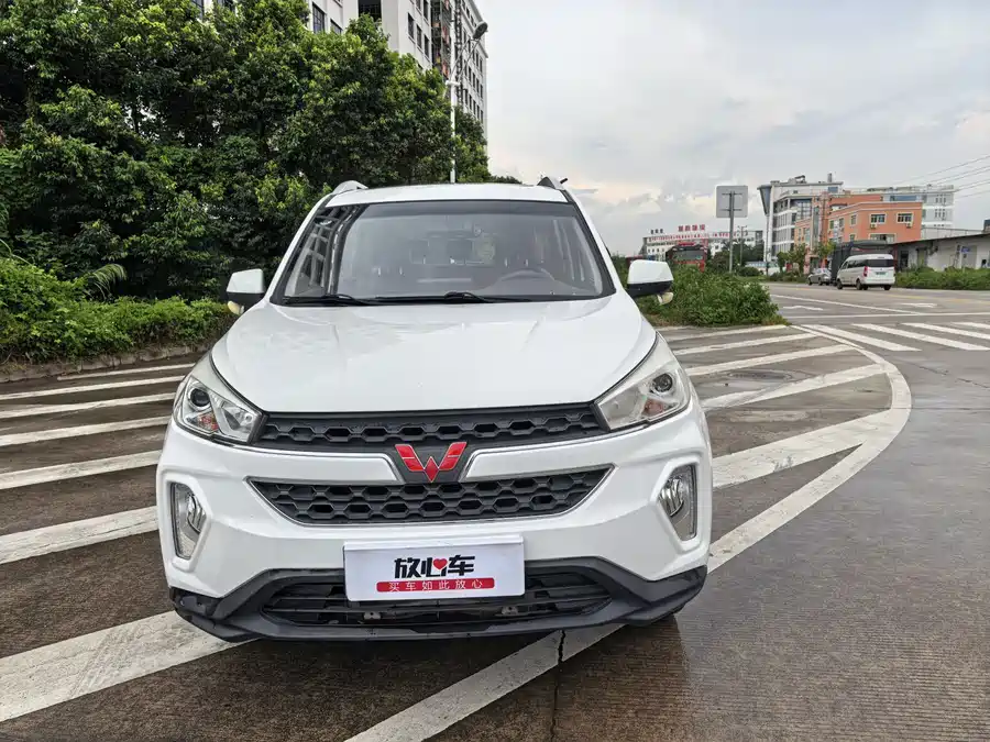 Wuling Hongguang S3