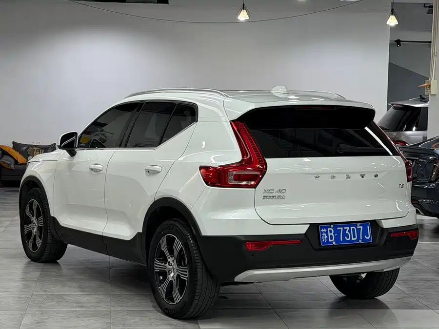 Volvo XC40