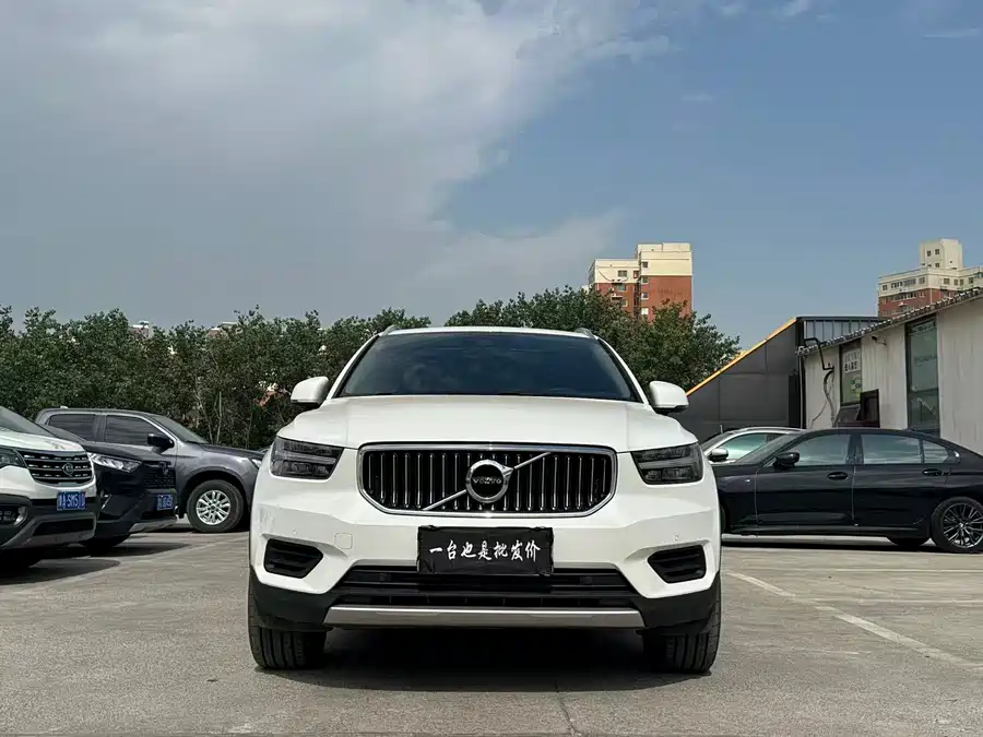 Volvo XC40