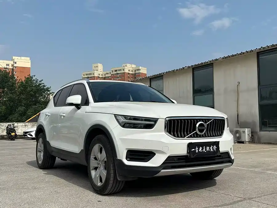 Volvo XC40