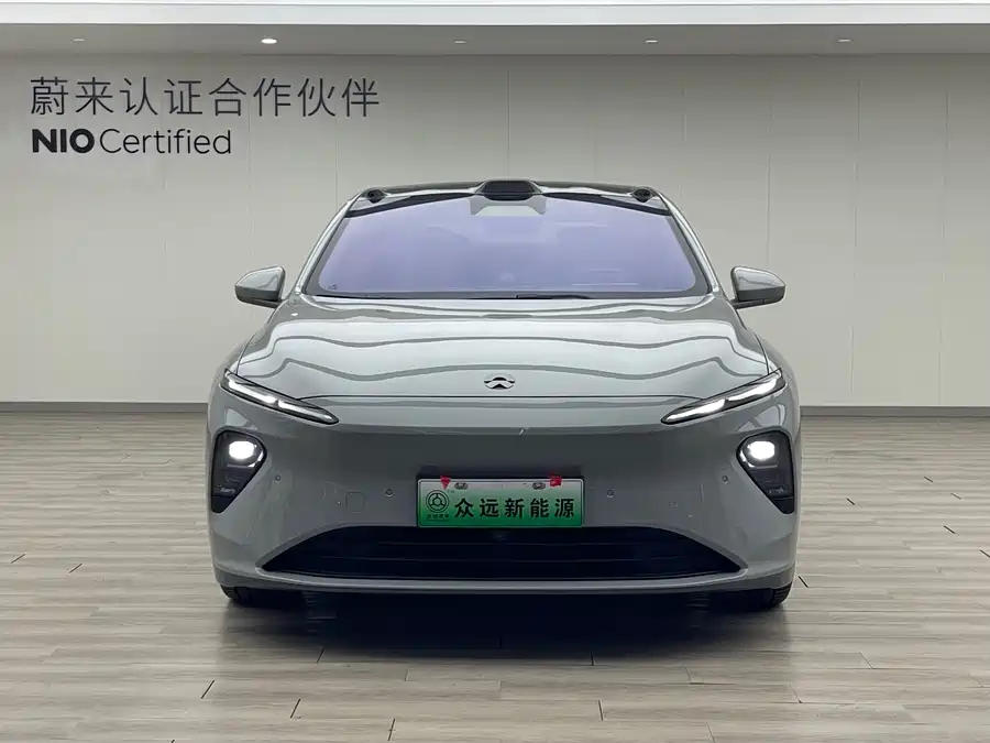 NIO ET7